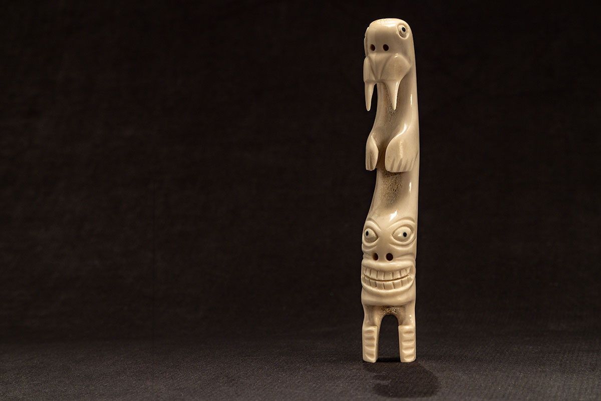 Photo_NLF2218-55_TupilakTotem_01